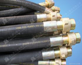 輸油 能源動脈的運(yùn)轉(zhuǎn)與挑戰(zhàn)